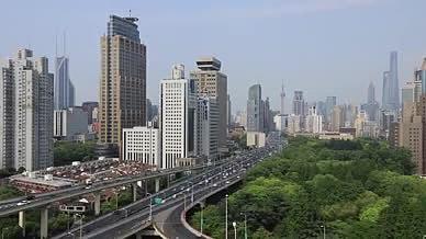 上海延安中路高架桥与城市建筑延时视频视频的预览图